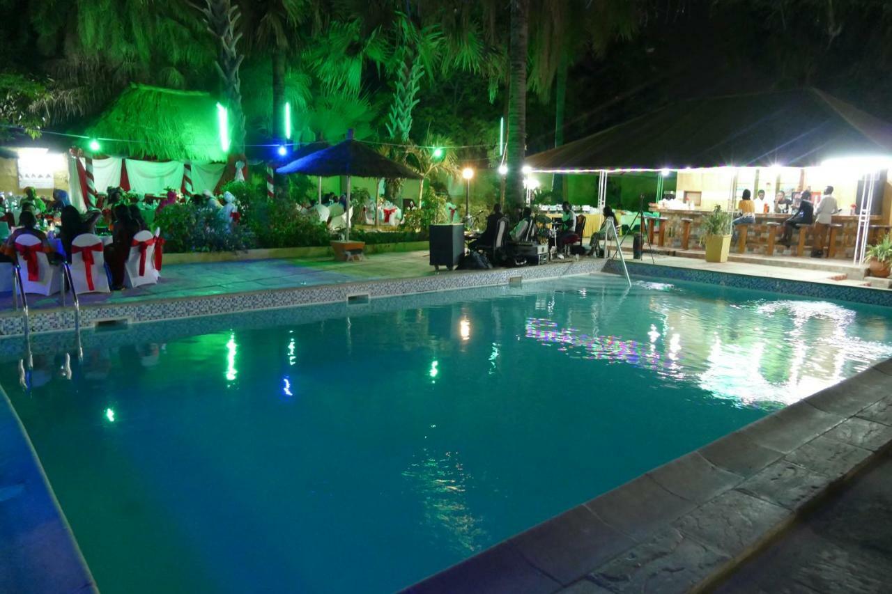 Calabash Apartment-Hotel Kotu Exterior foto